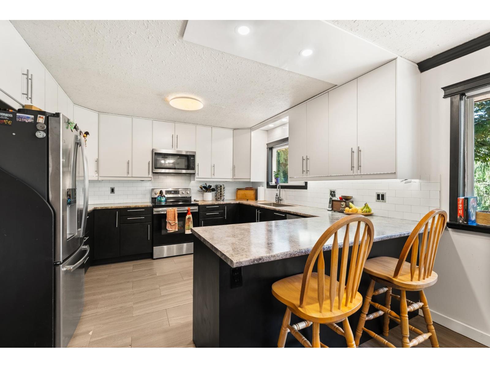 194 CLOVERMEADOW CRESCENT, Langley