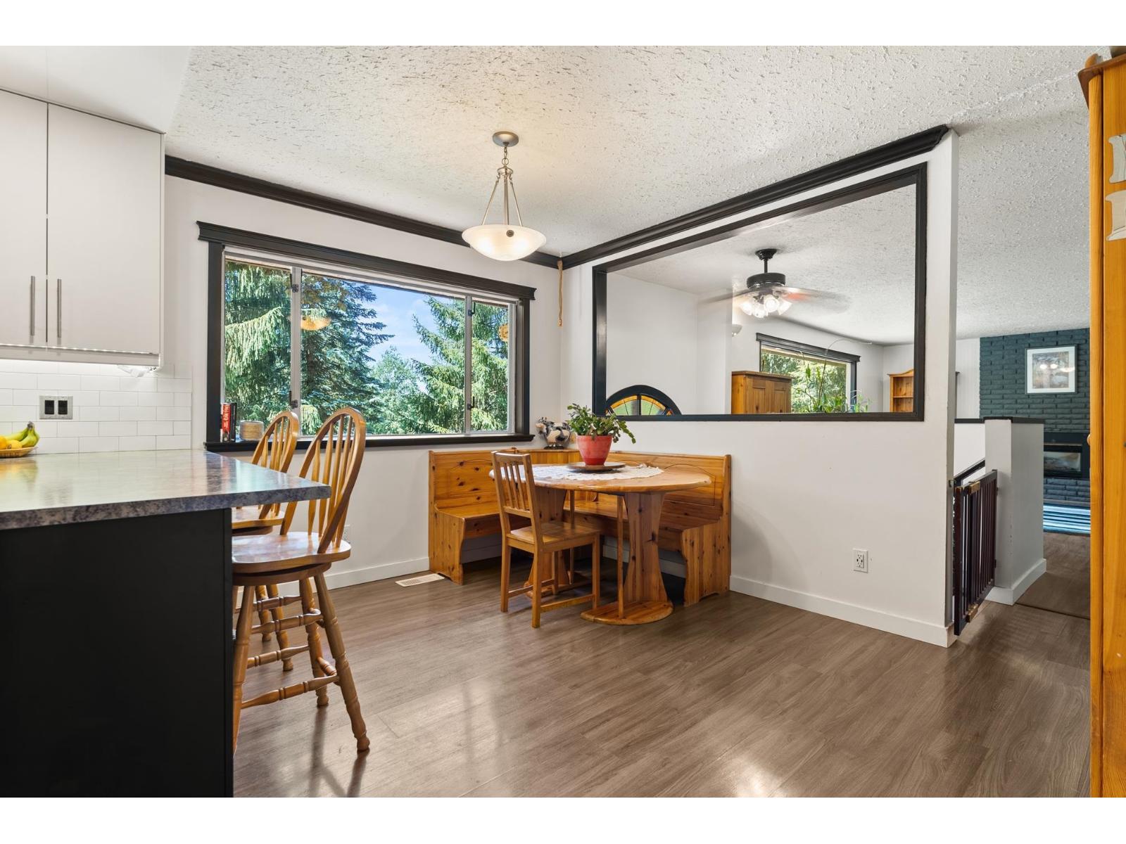 194 CLOVERMEADOW CRESCENT, Langley