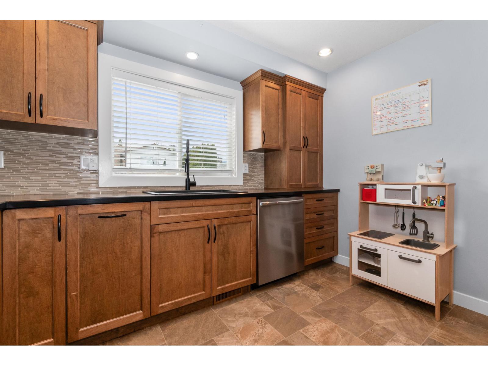 9728 HEATHER Street - photo 2