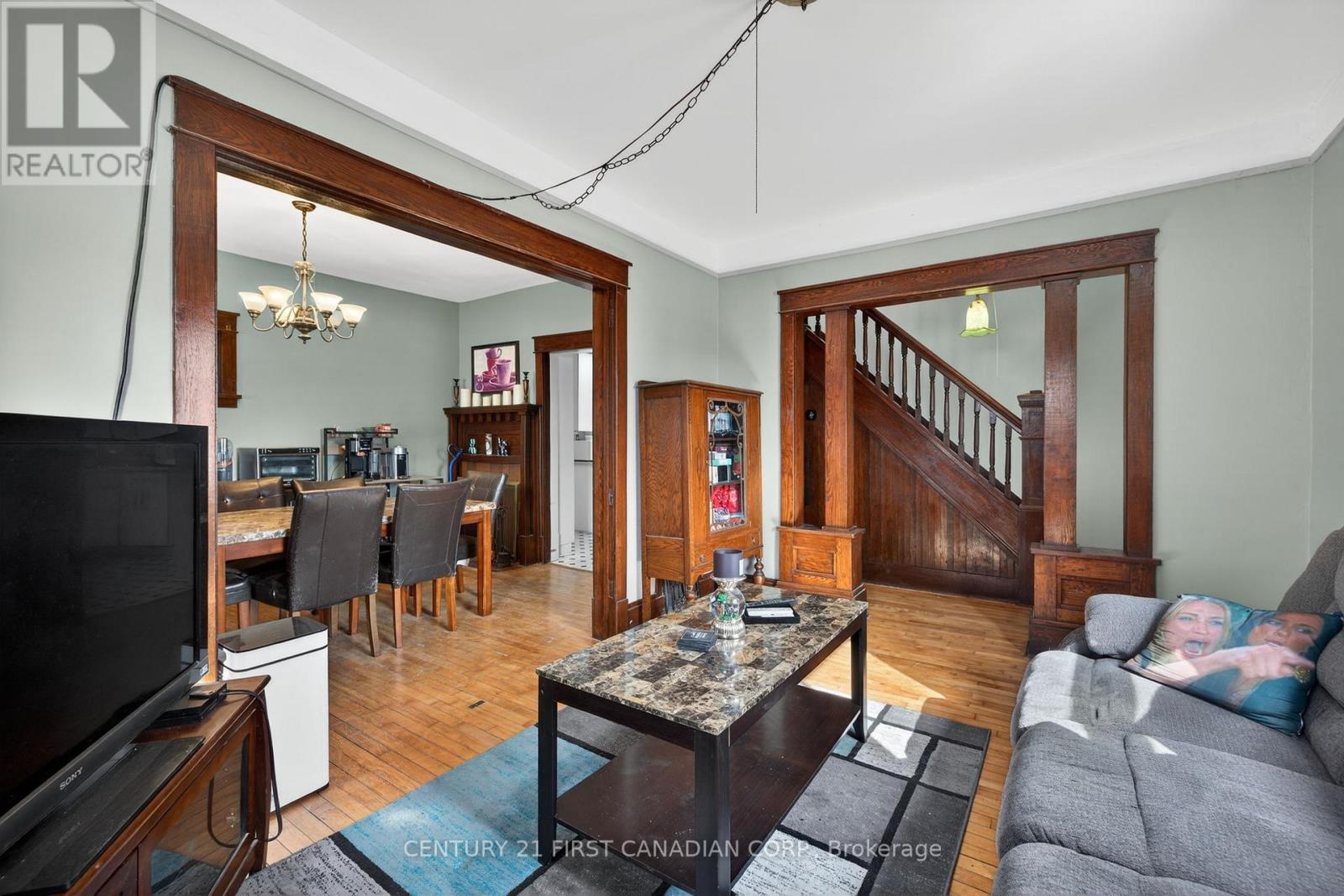 Single Family House for Sale in  MAIN STREET North Middlesex (Parkhill) 