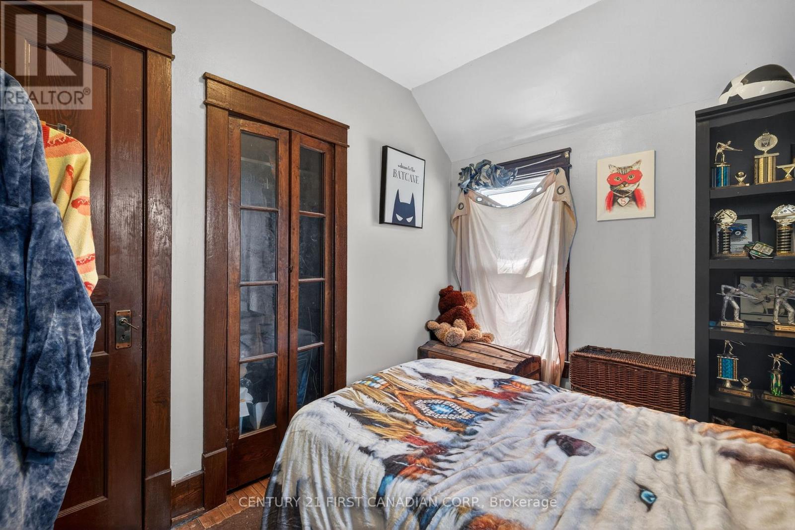 Single Family House for Sale in  MAIN STREET North Middlesex (Parkhill) 