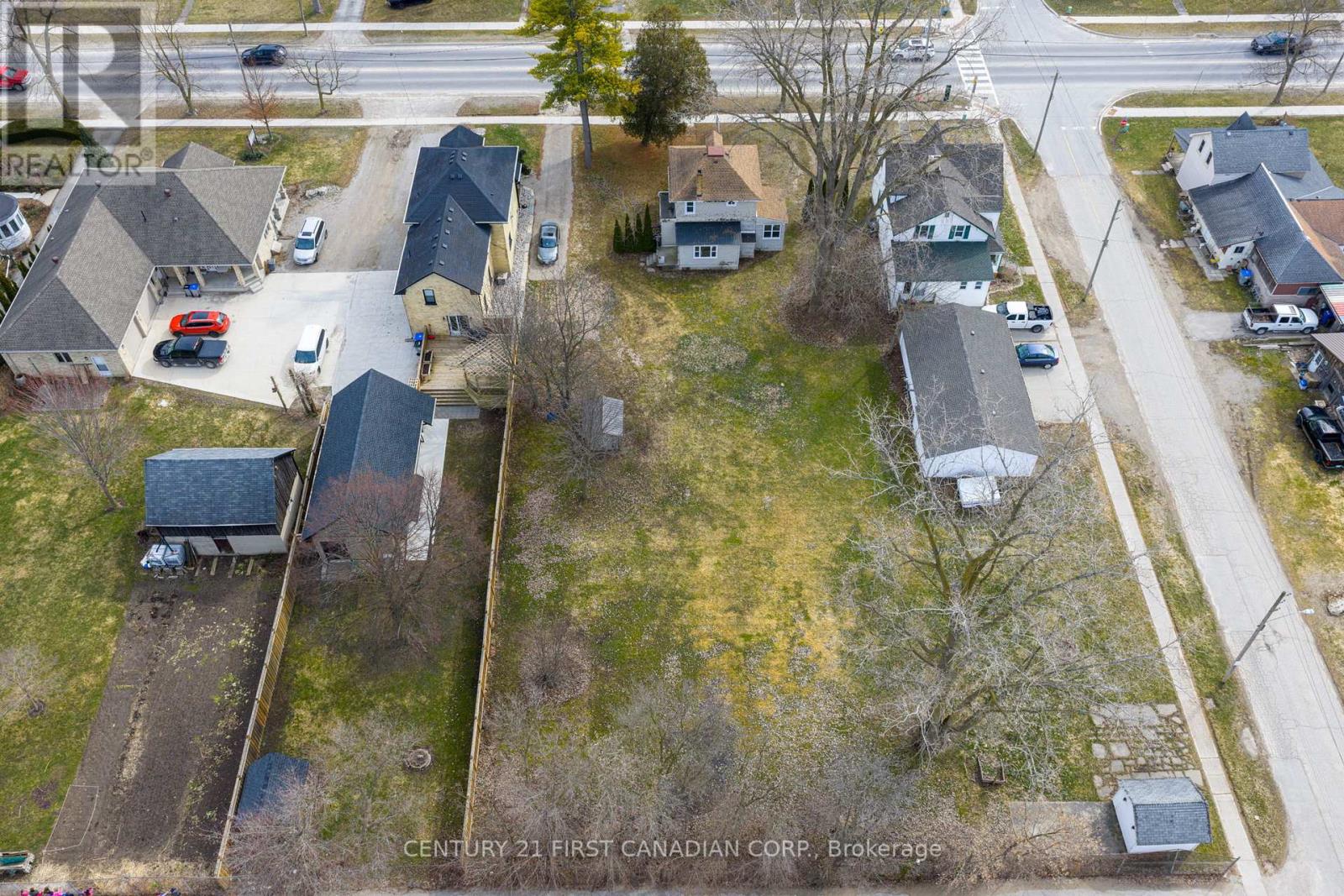 Single Family House for Sale in  MAIN STREET North Middlesex (Parkhill) 