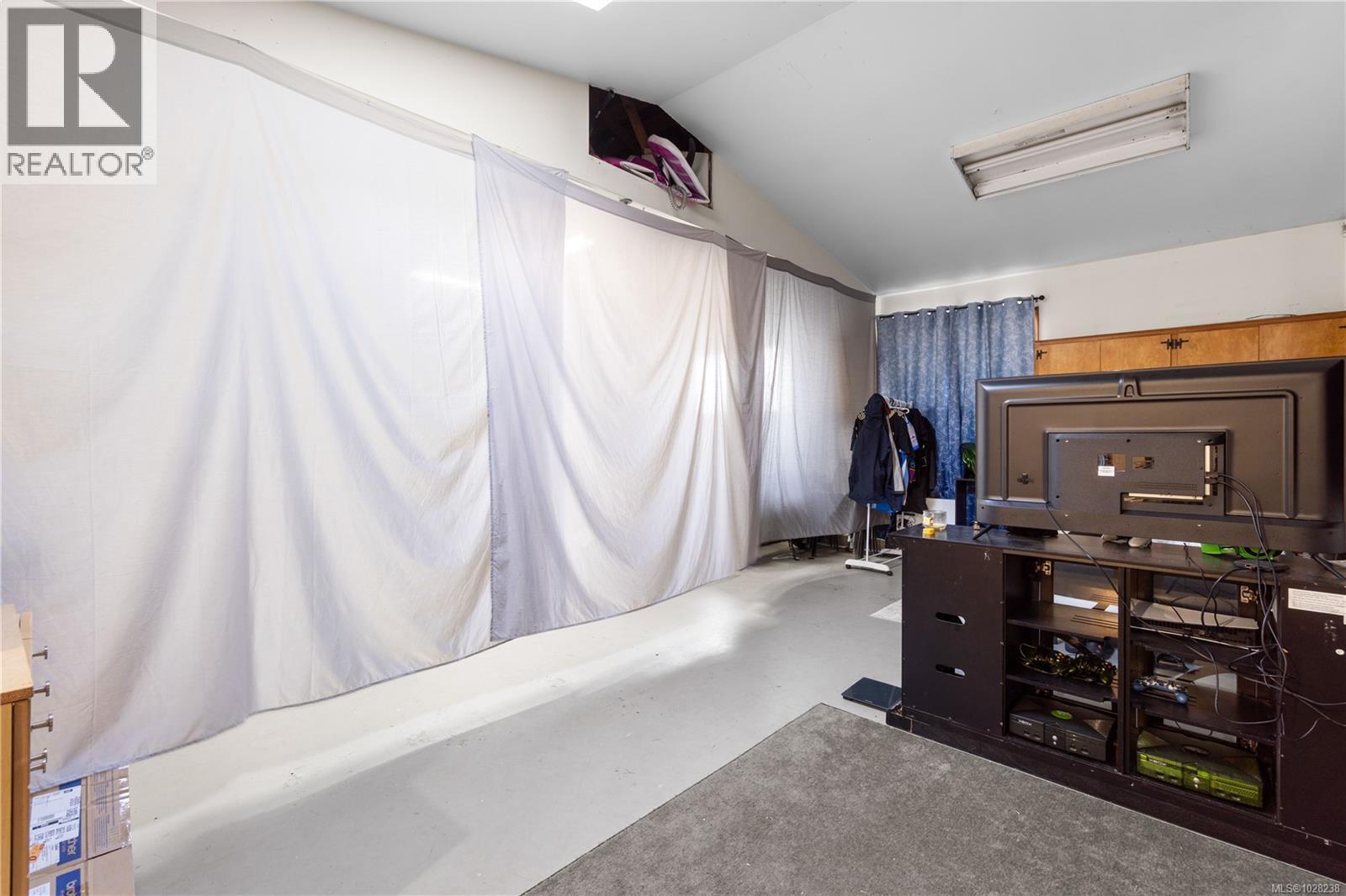 5378 RUTHERFORD RD - 25