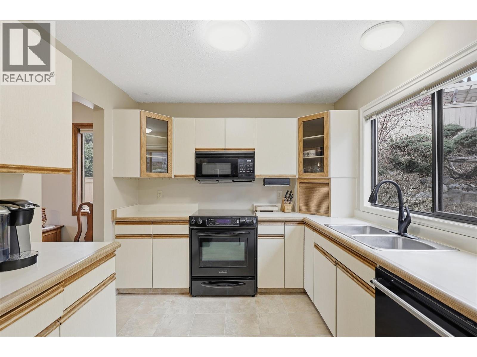 842 Greybriar Court, Kamloops