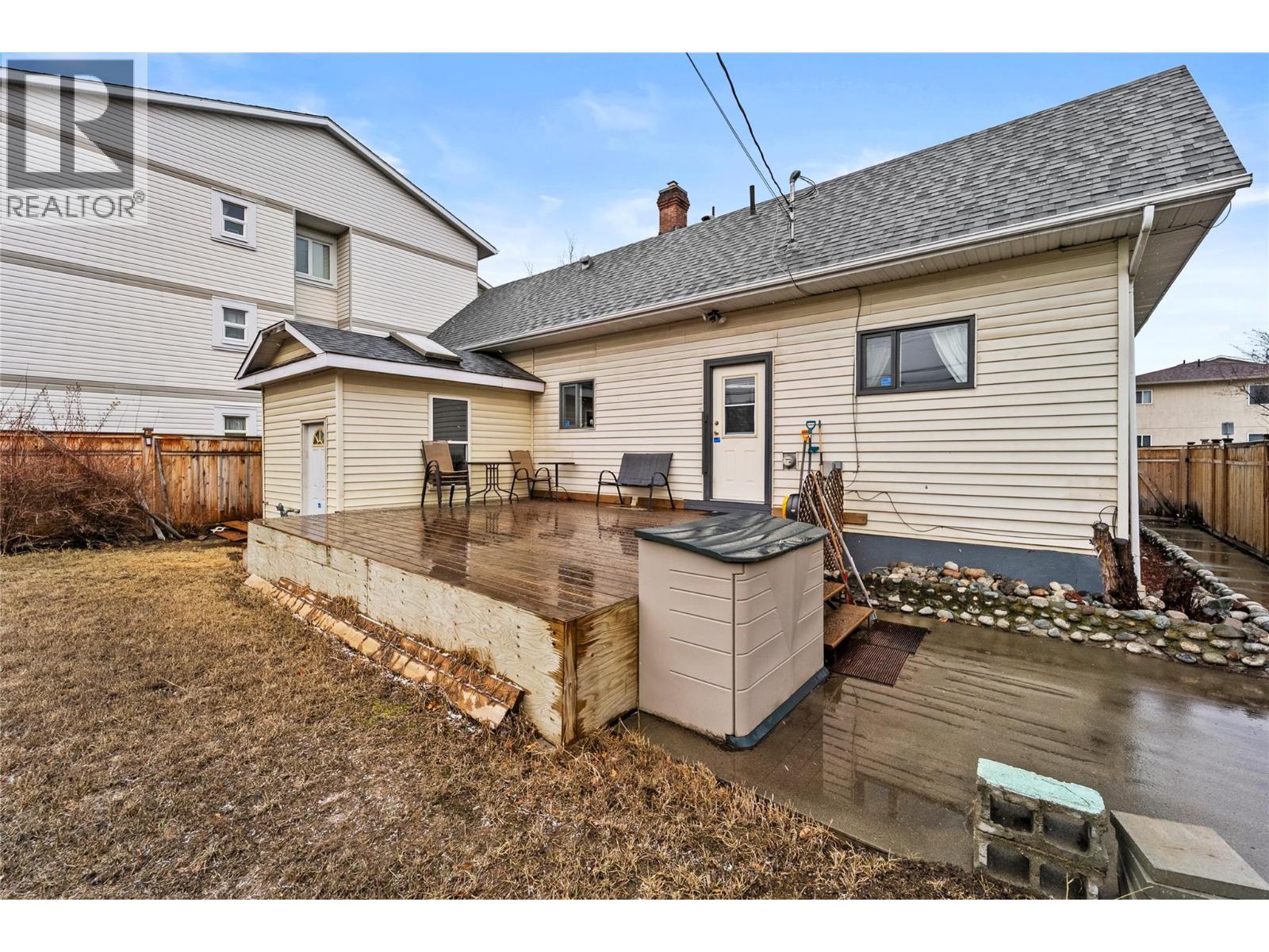 2125 Granite Avenue, Merritt