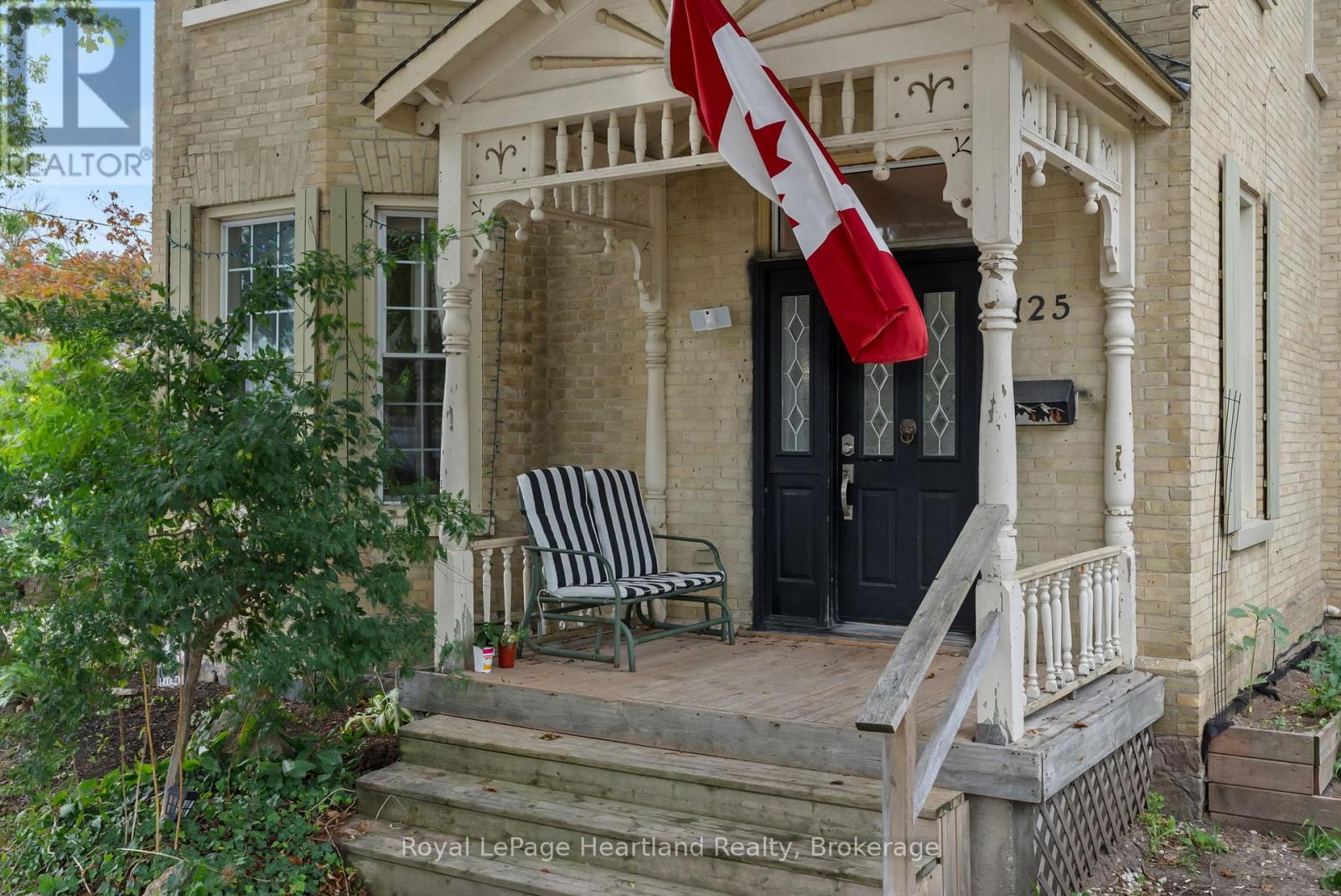 125 ELORA STREET S - 3
