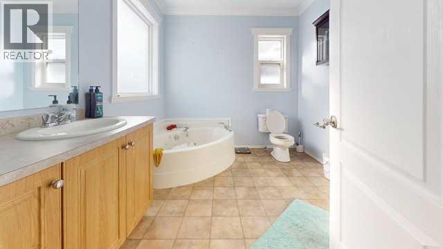 100 Grey Crescent, Fort McMurray