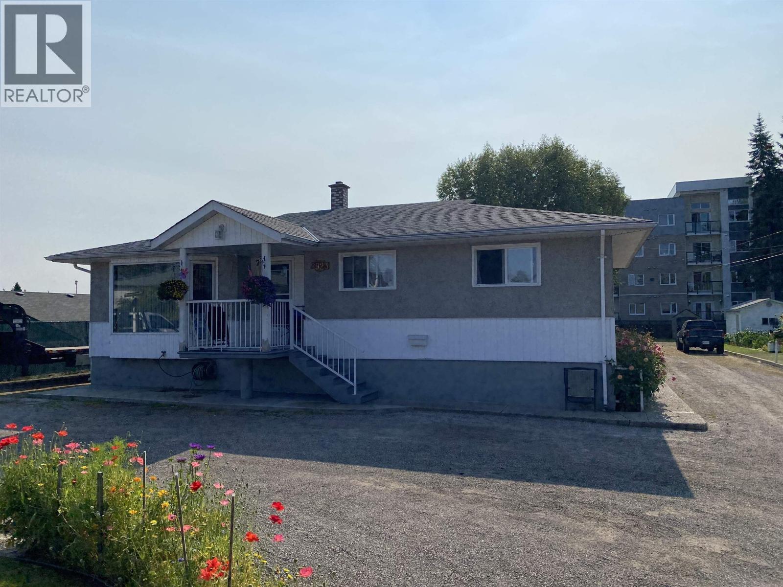 2923 FERRY AVENUE - 1