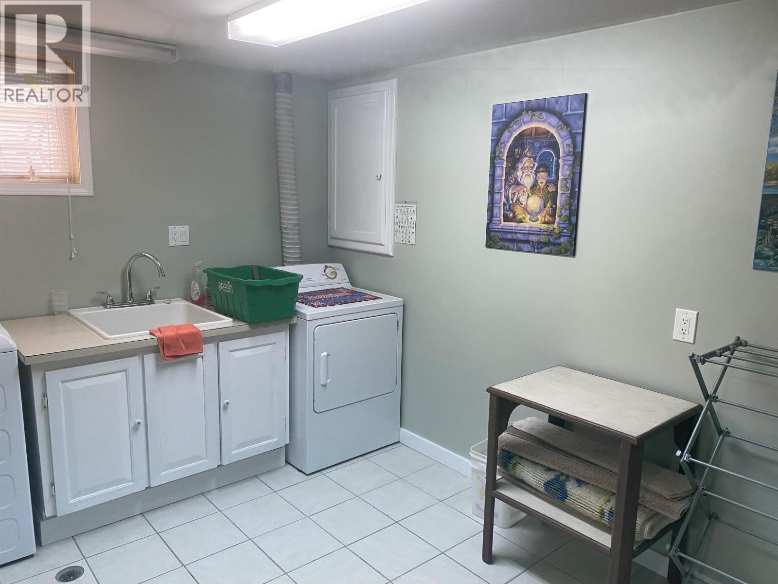 2923 FERRY AVENUE - 34