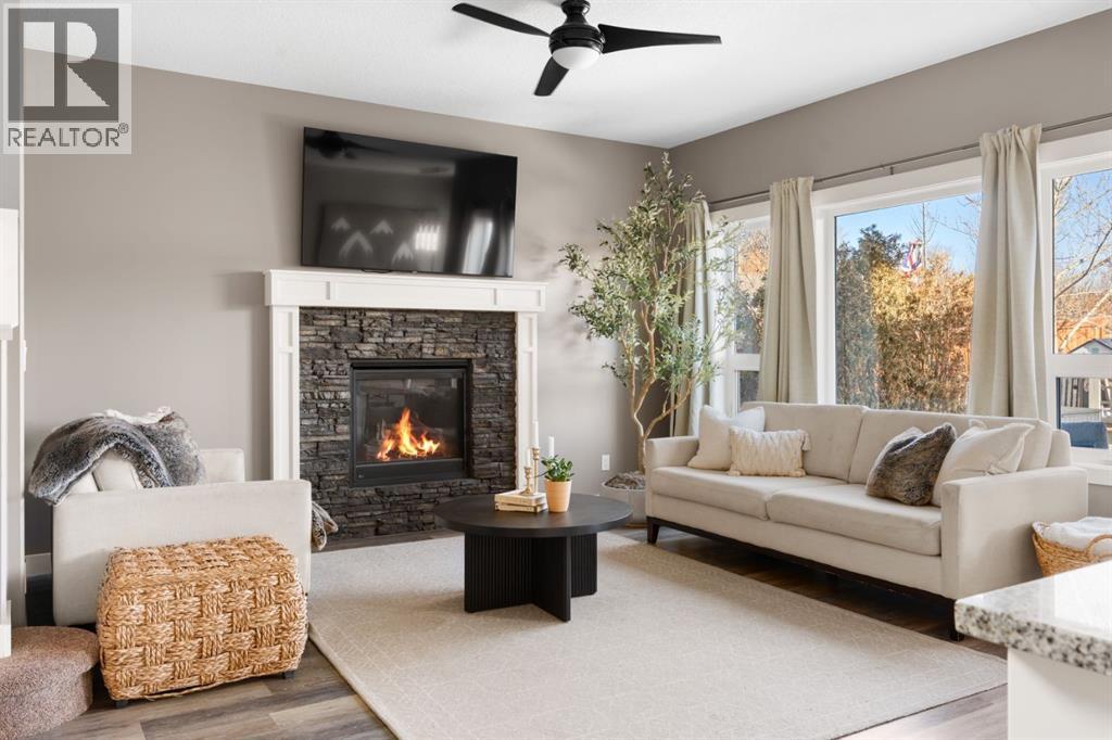 
          20 Lakewood Circle
            <br/>
            <span>Strathmore</span>
            , 
            <span>AB</span>
             <span>T1P1C0</span>
         - Photo 5