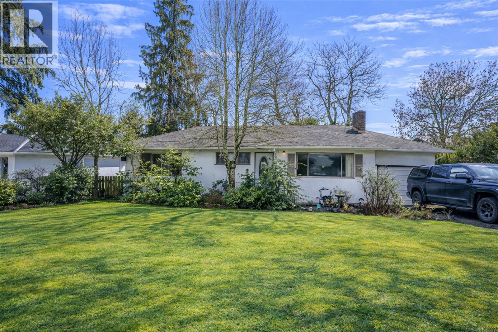 3313 ROLSTON CRES - 27