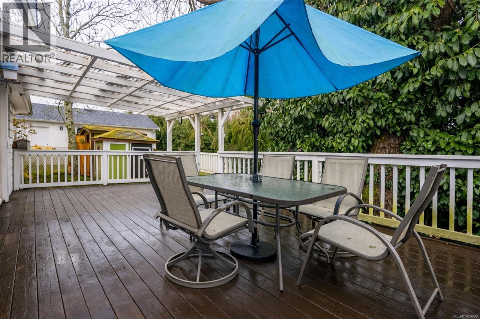 3313 ROLSTON CRES - 25