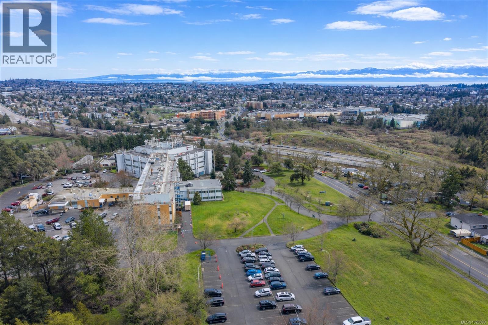 3313 ROLSTON CRES - 42