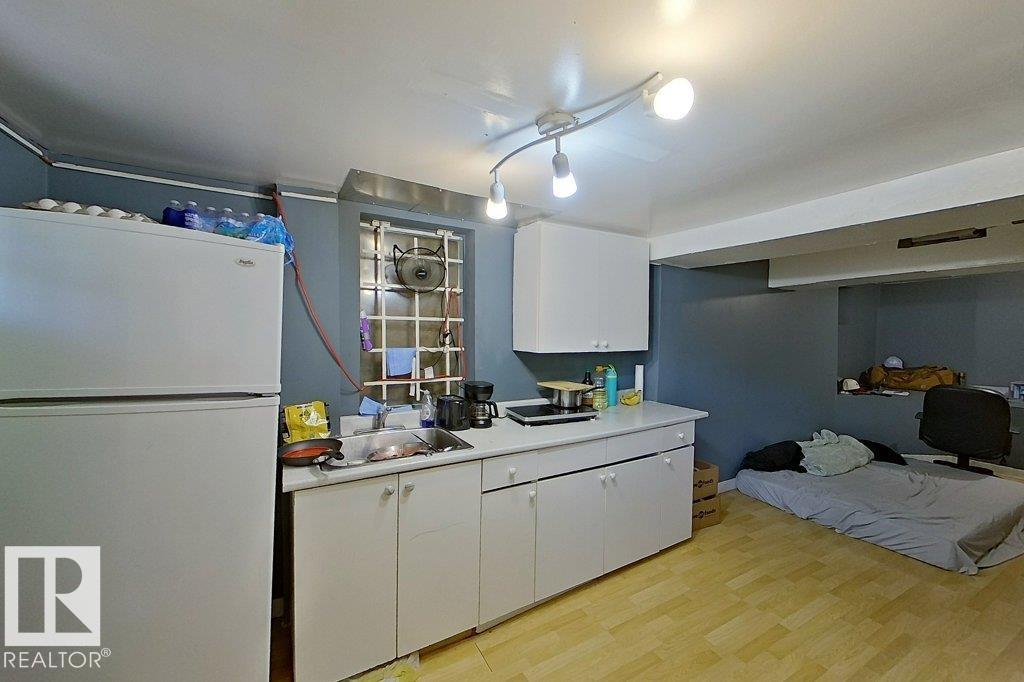 10722 106 ST NW - 17