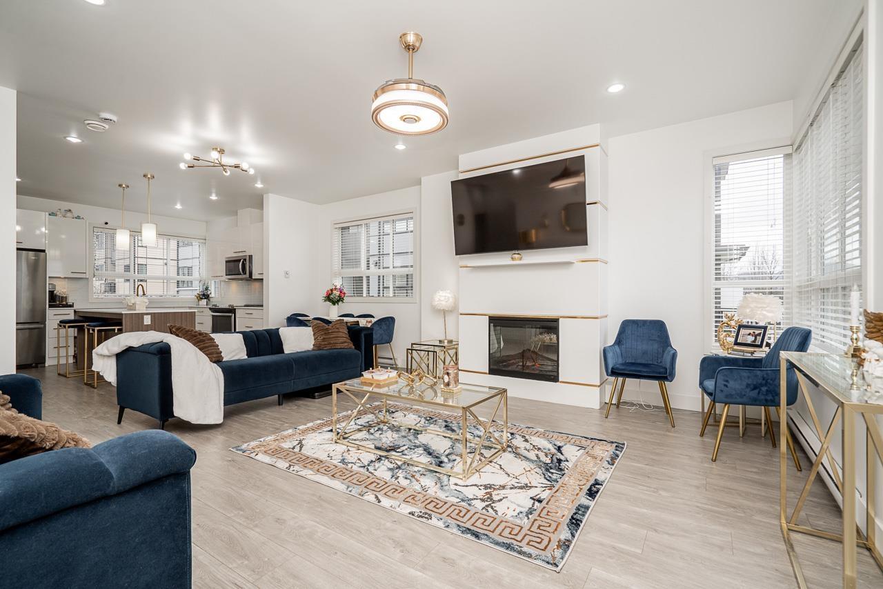 8 1938 NORTH PARALLEL ROAD, Abbotsford