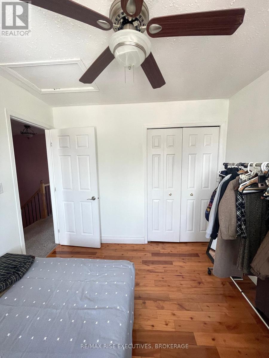 1344 THORNWOOD CRESCENT - 14