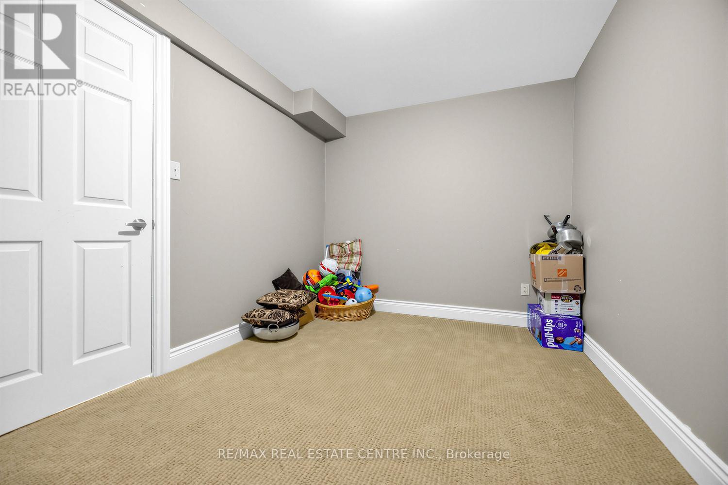 12378 MISSISSAUGA ROAD - 35