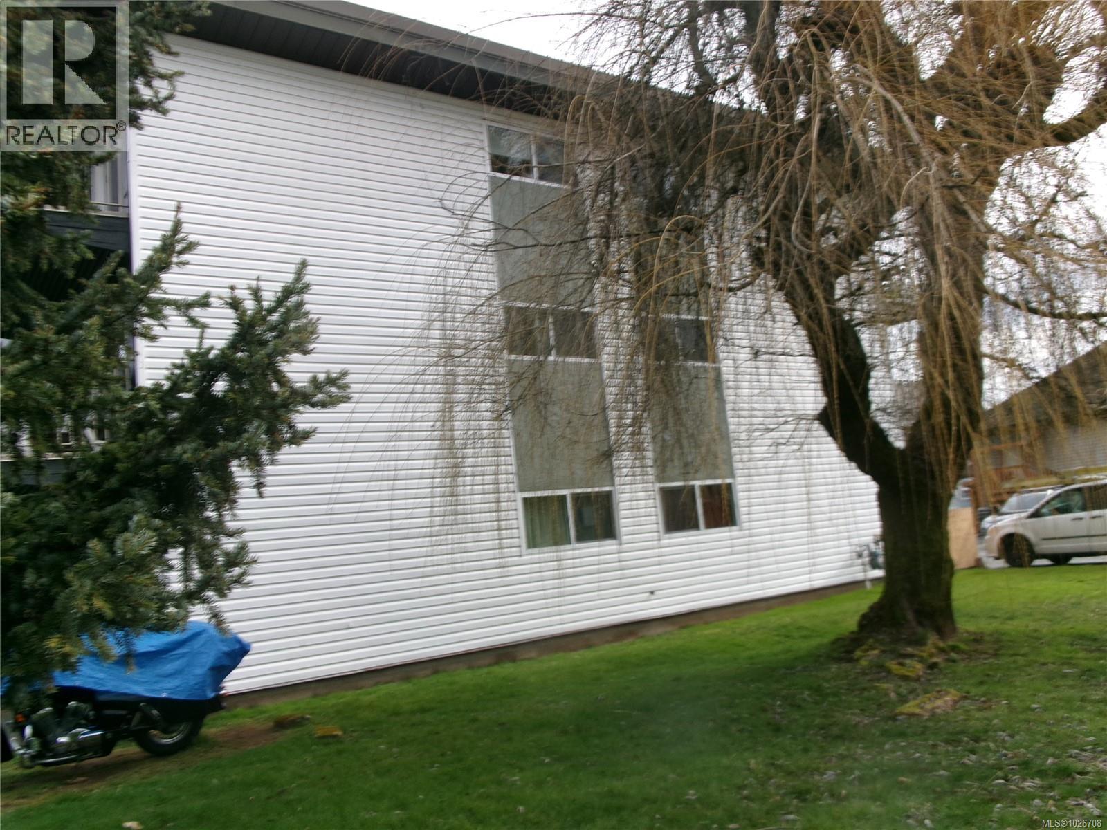 1252 9th St - 5