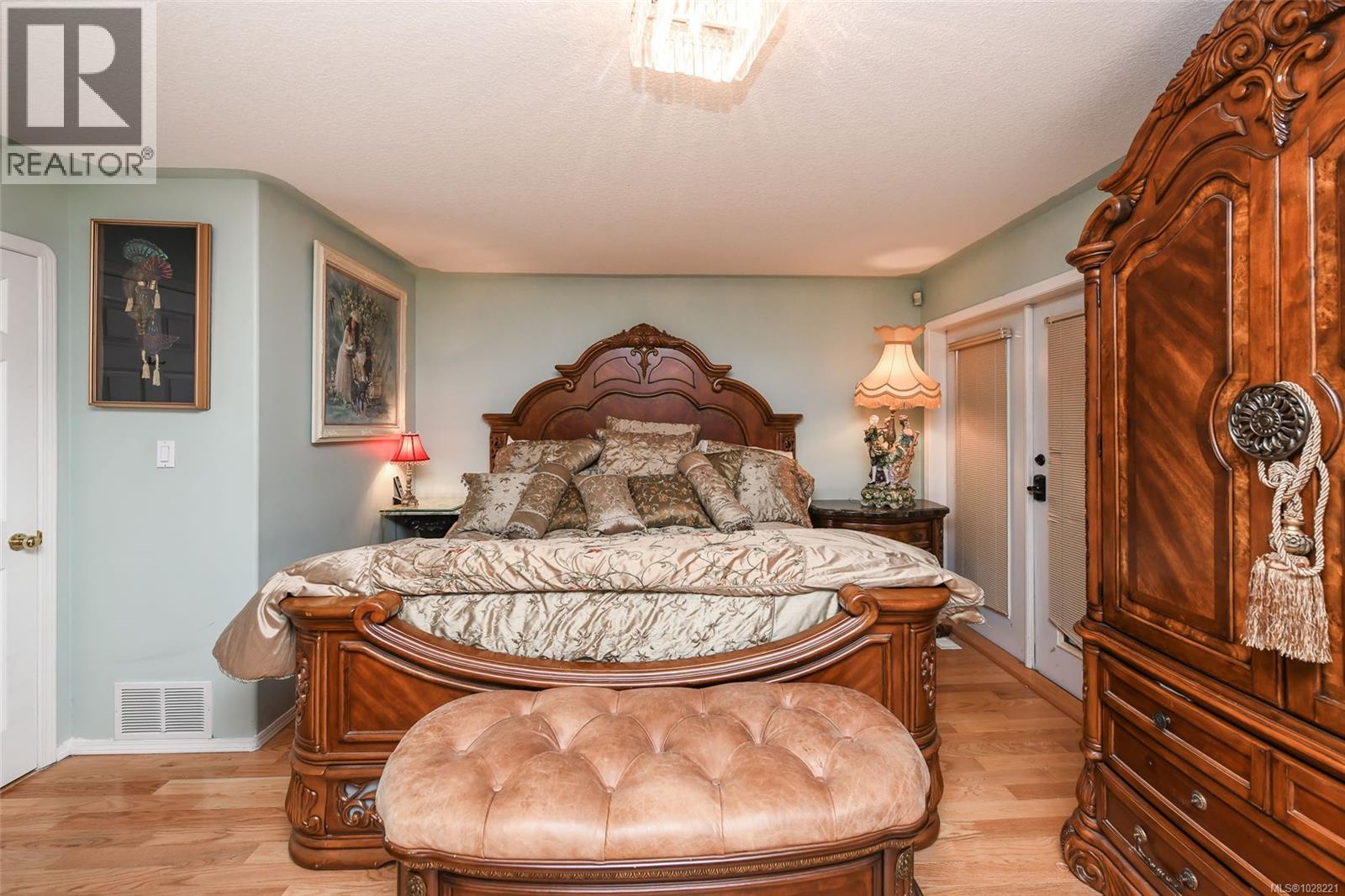 1991 FAIRWAY DR - 11