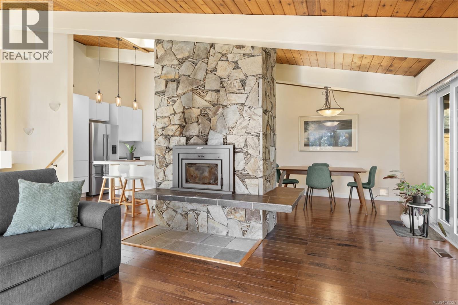  3379 Connorton Lane, Saanich