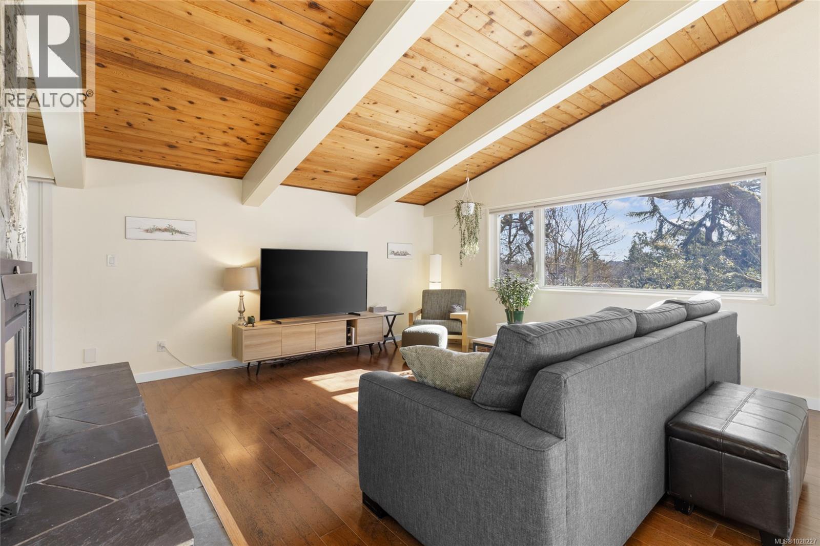  3379 Connorton Lane, Saanich
