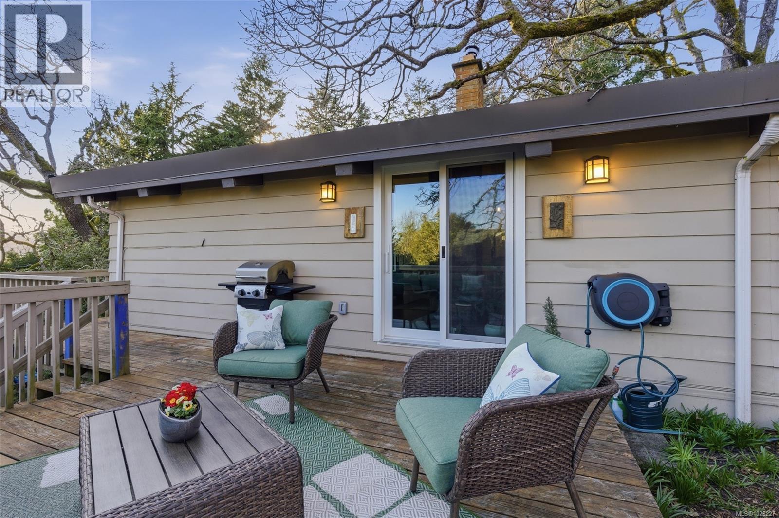  3379 Connorton Lane, Saanich