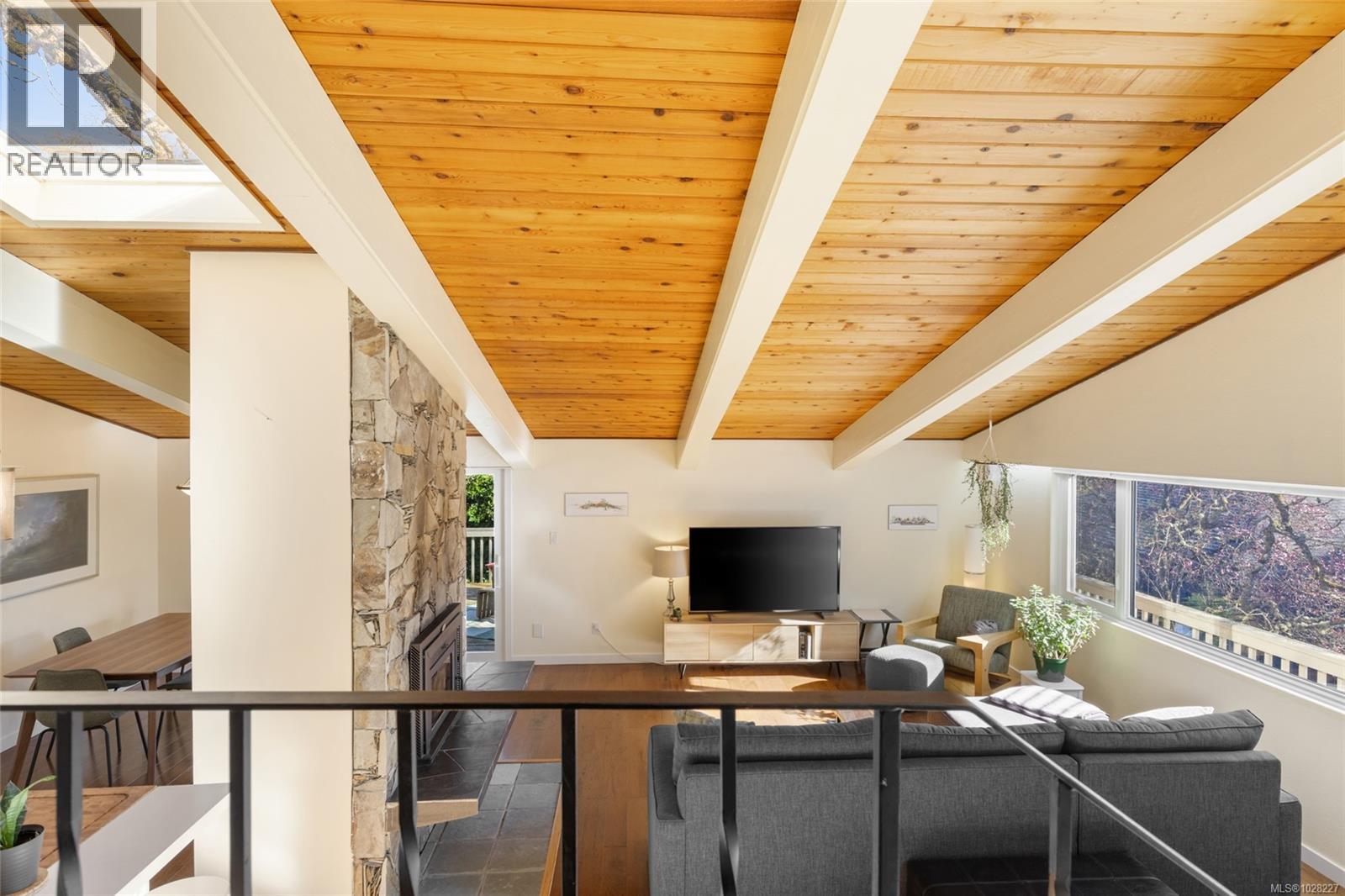  3379 Connorton Lane, Saanich