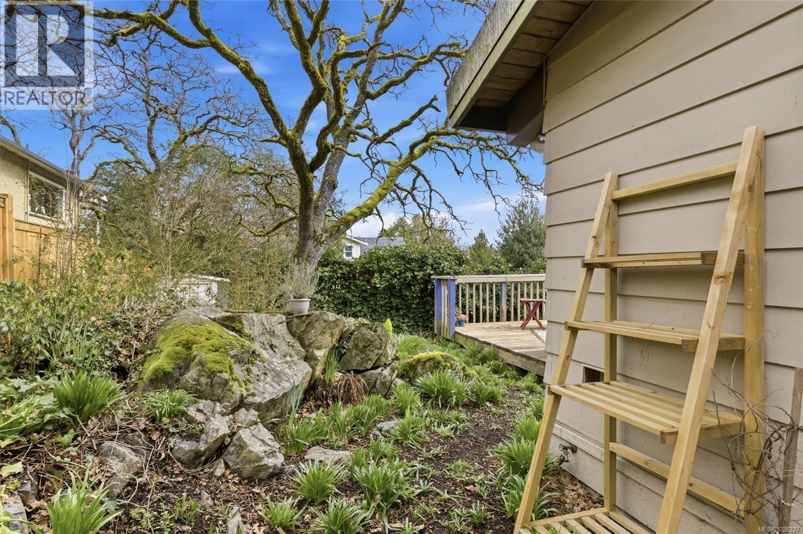  3379 Connorton Lane, Saanich