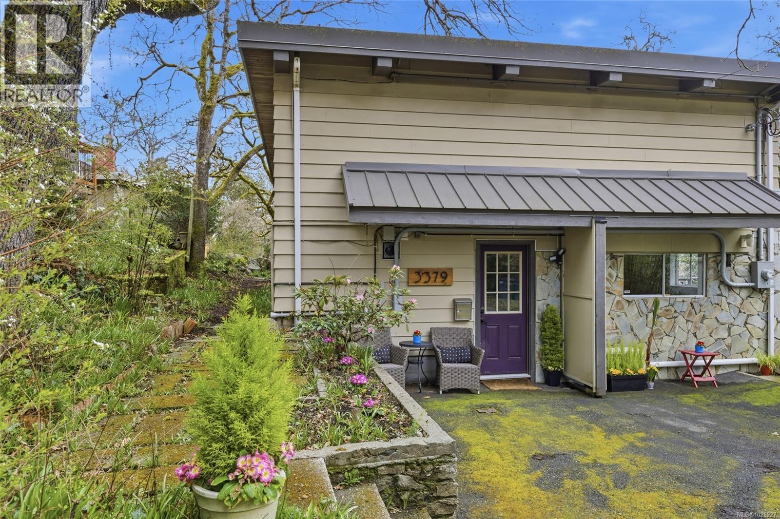  3379 Connorton Lane, Saanich