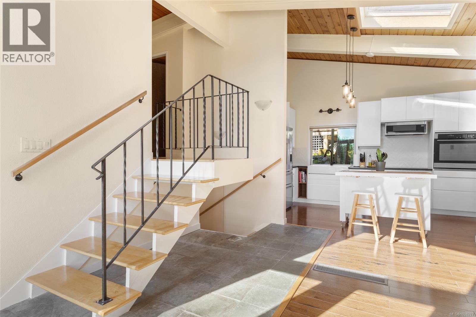  3379 Connorton Lane, Saanich