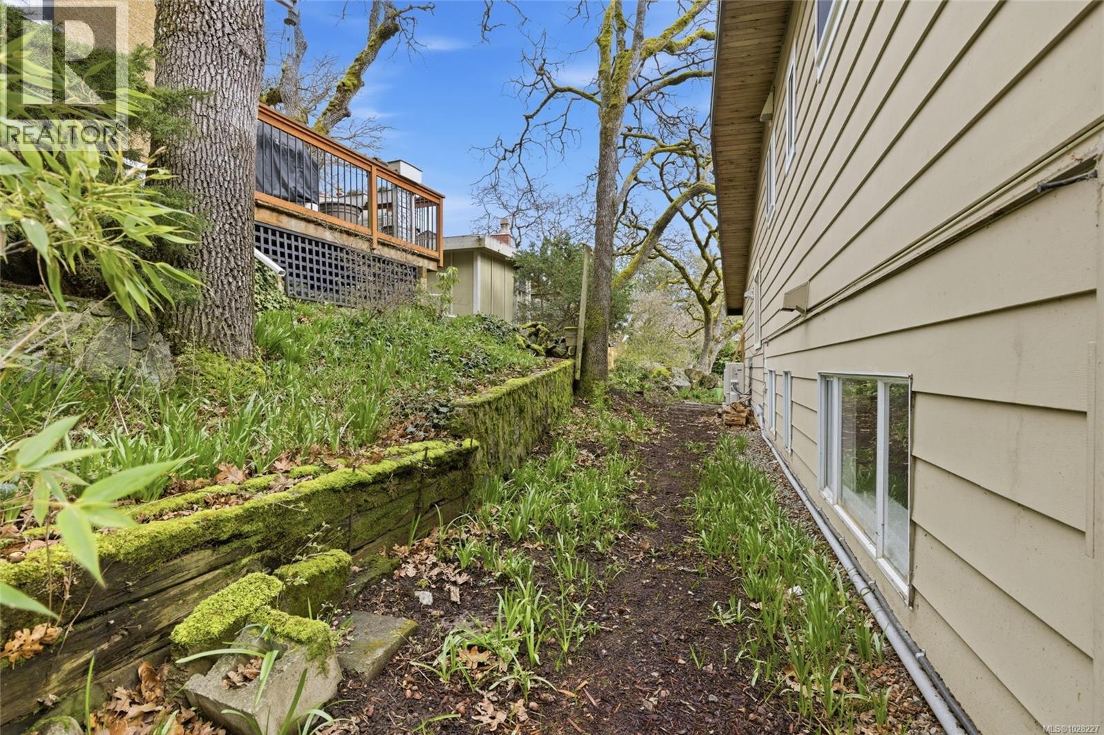  3379 Connorton Lane, Saanich