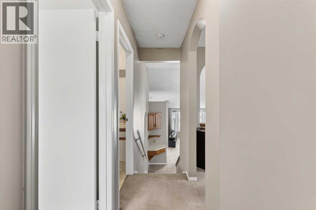 Single Family House 4 Level for Sale in  Deersaxon Circle SE Deer Run Calgary 