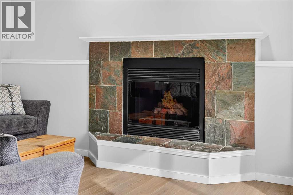 Single Family House 4 Level for Sale in  Deersaxon Circle SE Deer Run Calgary 