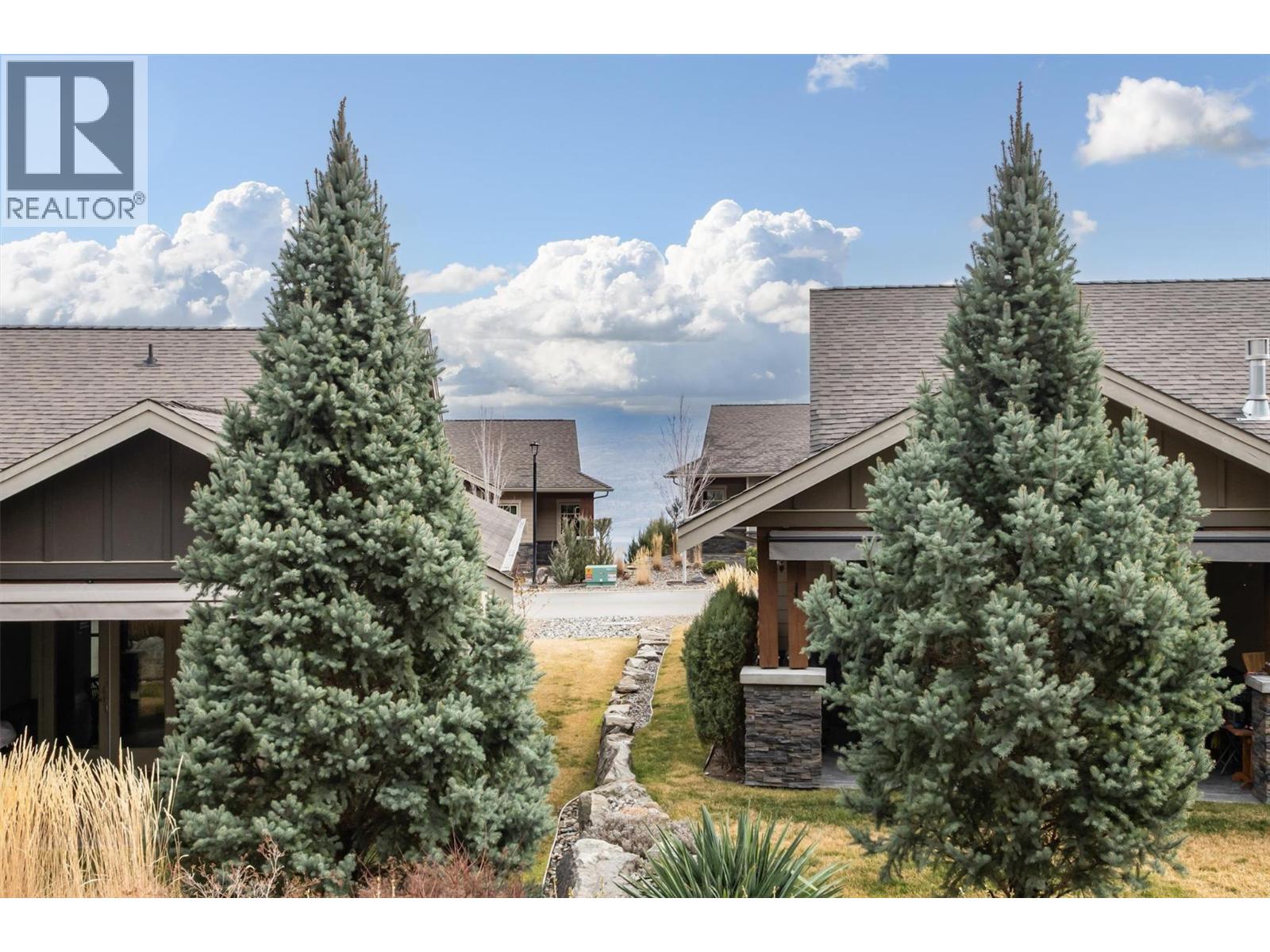 4000 Redstone Crescent Unit# 222, Peachland