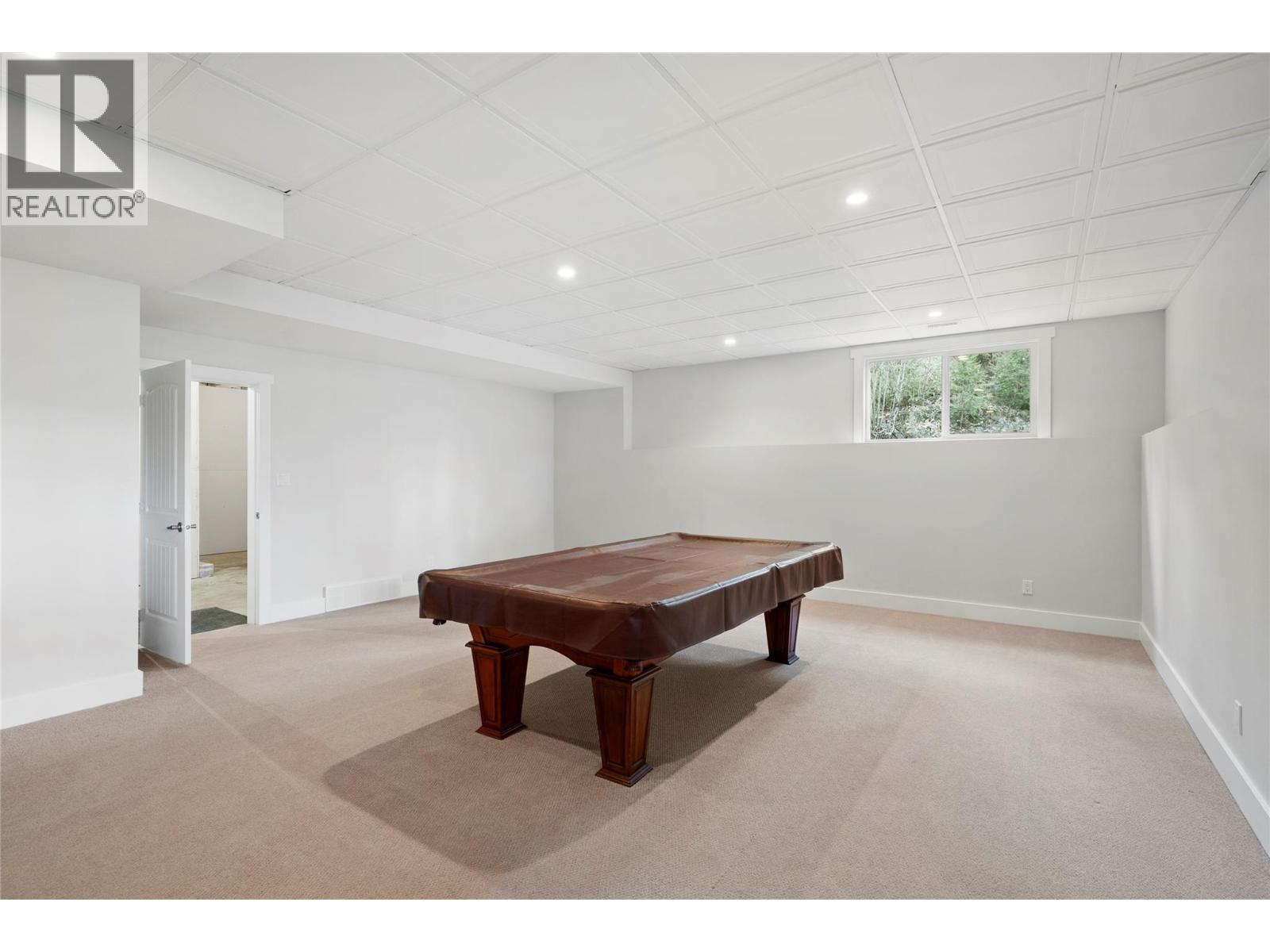 385 Riverwind Drive, Chase