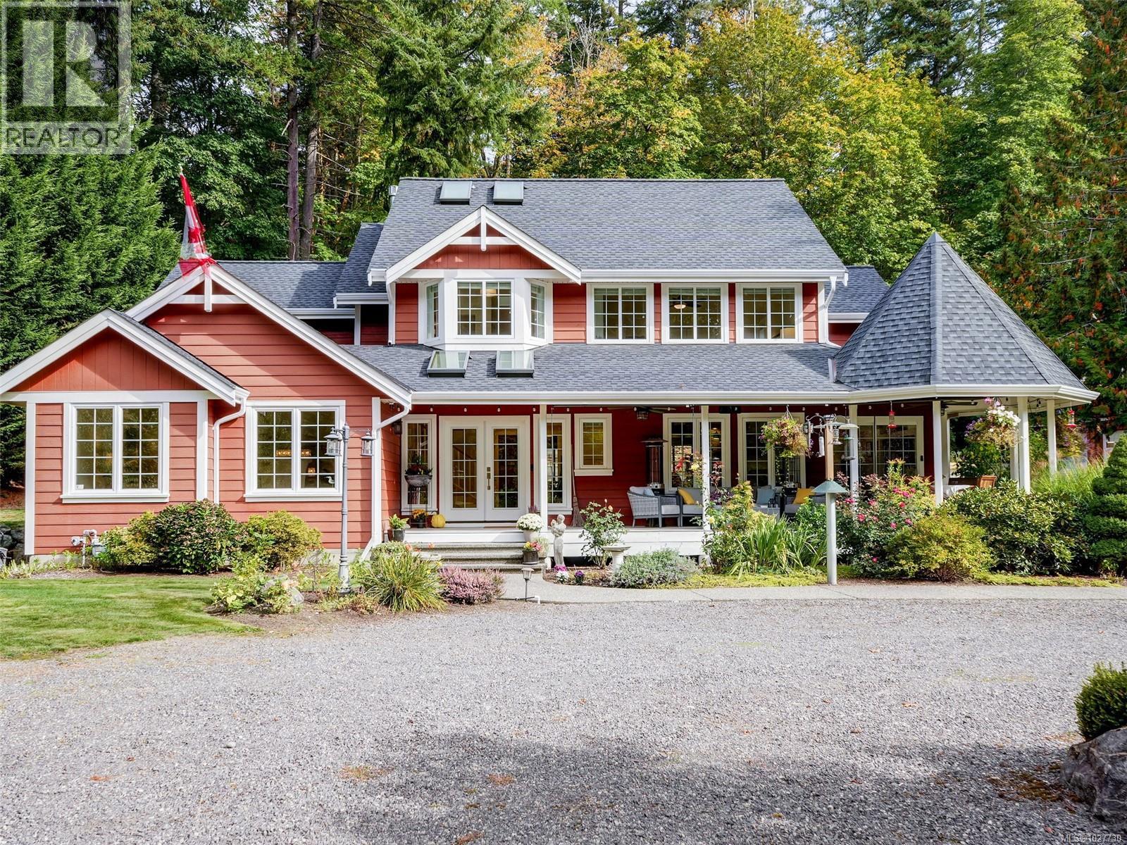 6583 Wallace Dr, Central Saanich