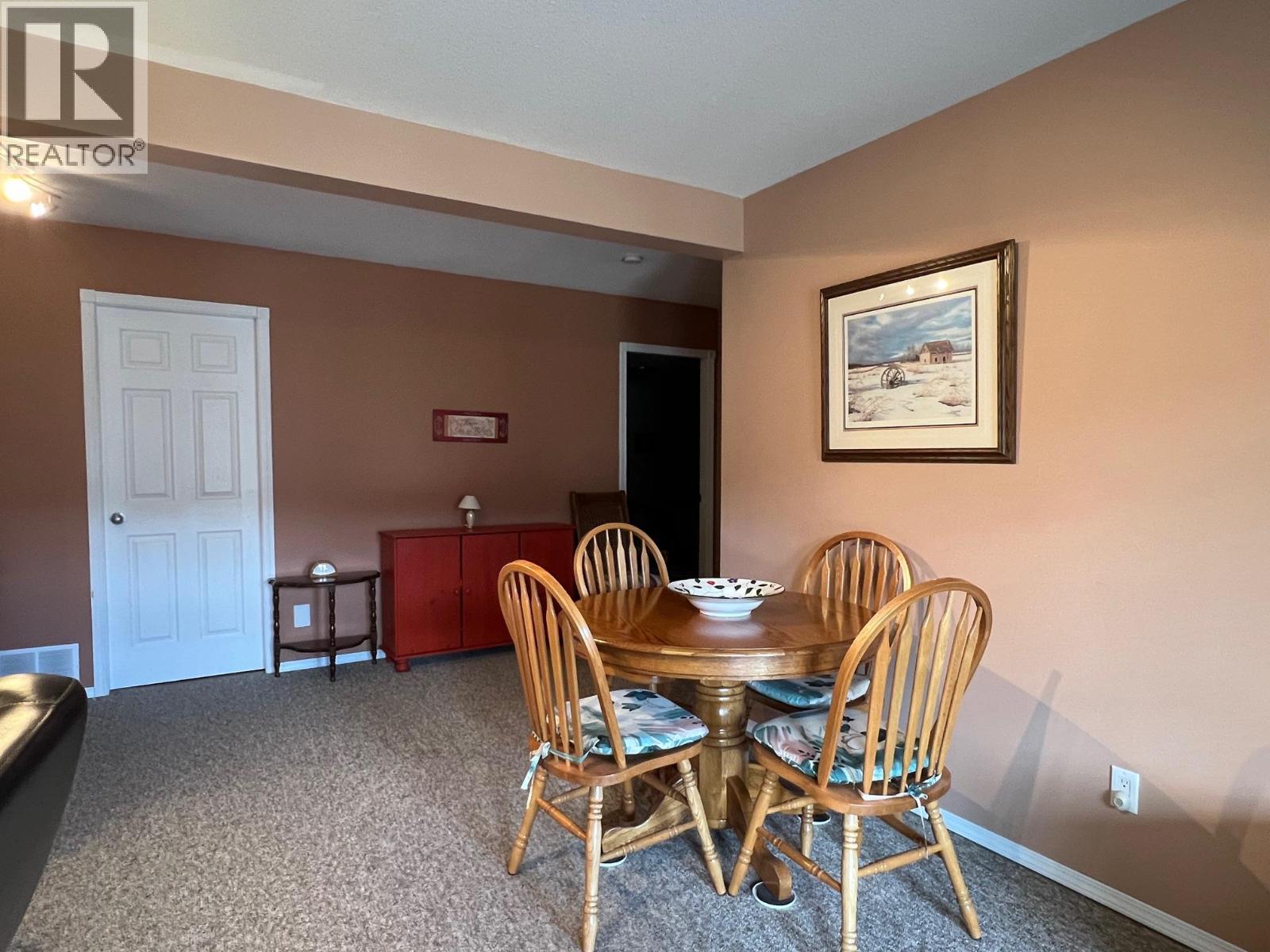 678 6th Street, Vernon