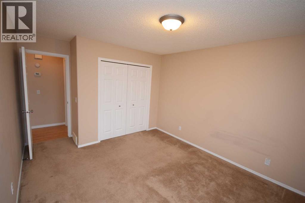 Single Family House for Sale in  Royal Birch Mount NW Royal Oak Calgary 