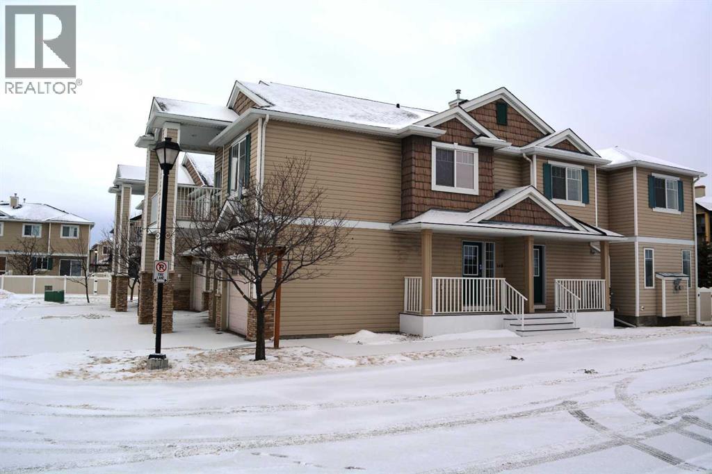 Single Family House for Sale in  Royal Birch Mount NW Royal Oak Calgary 