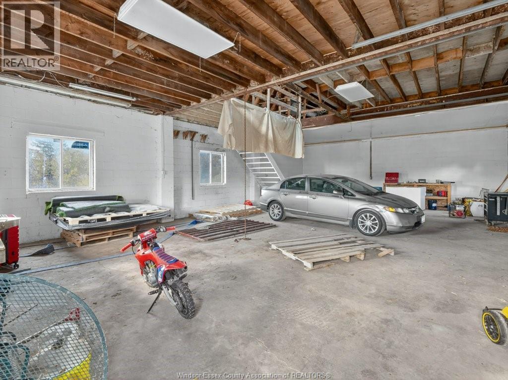 2495 Division ROAD North - 36