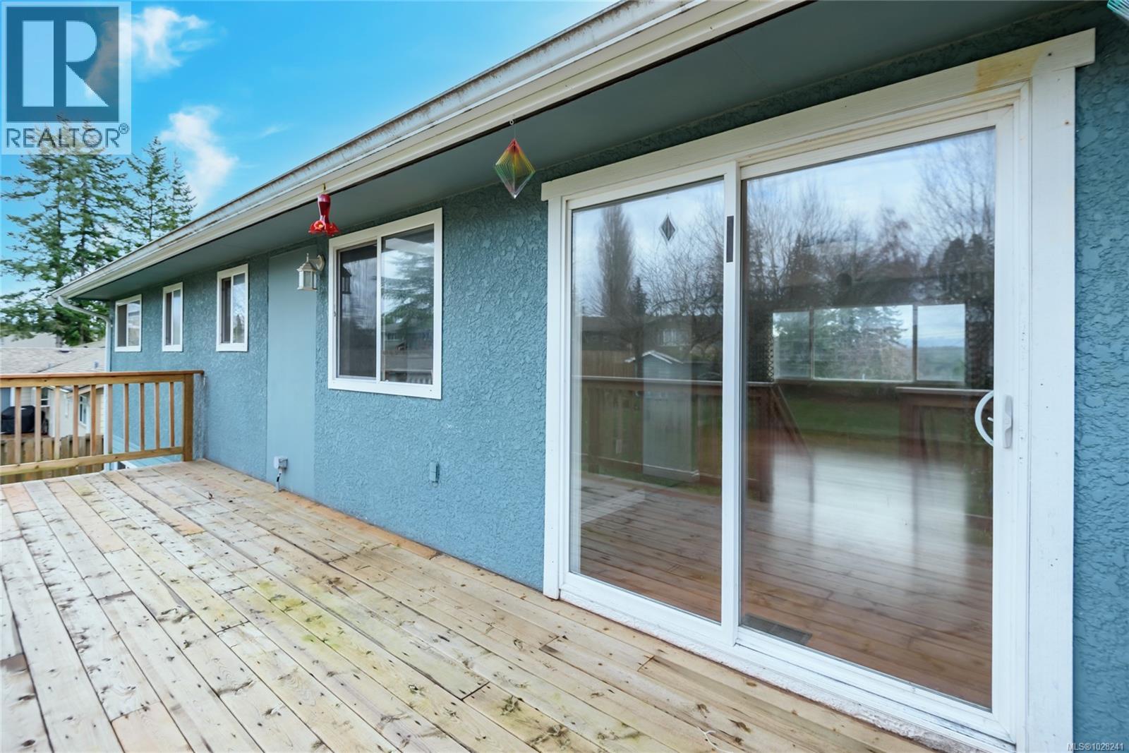 496 SANDOWNE DR - 66