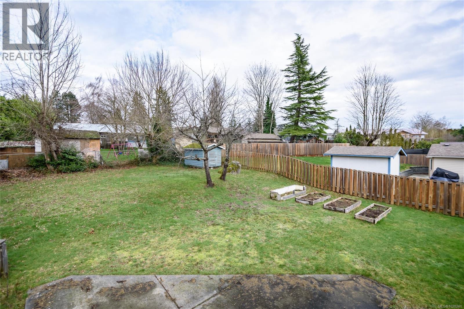 496 SANDOWNE DR - 68