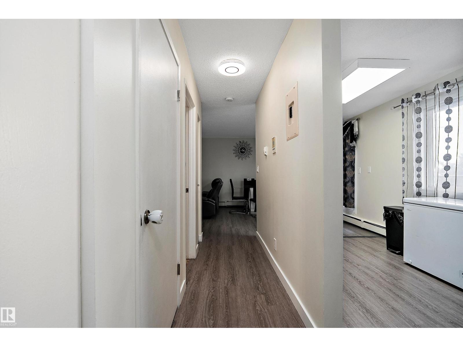 Single Family House for Sale in #  Fort RD NW Edmonton 