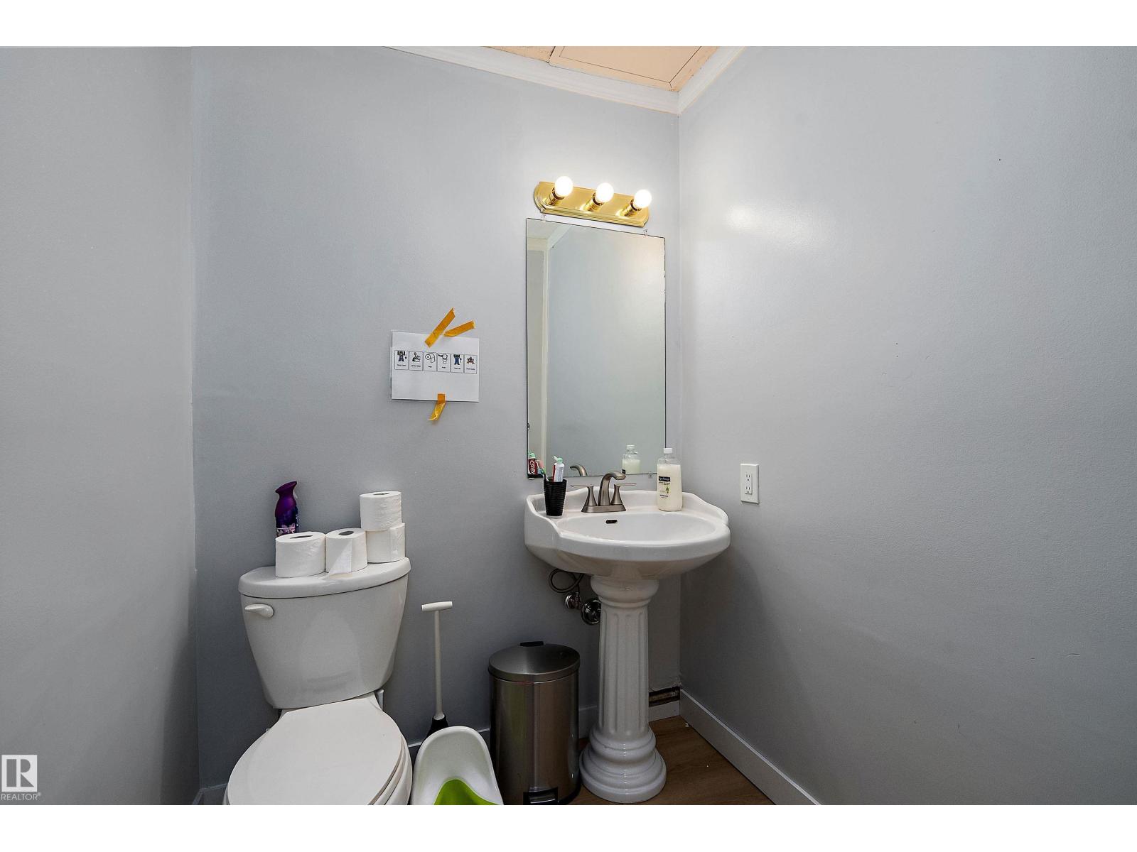 Single Family House for Sale in #  Fort RD NW Edmonton 