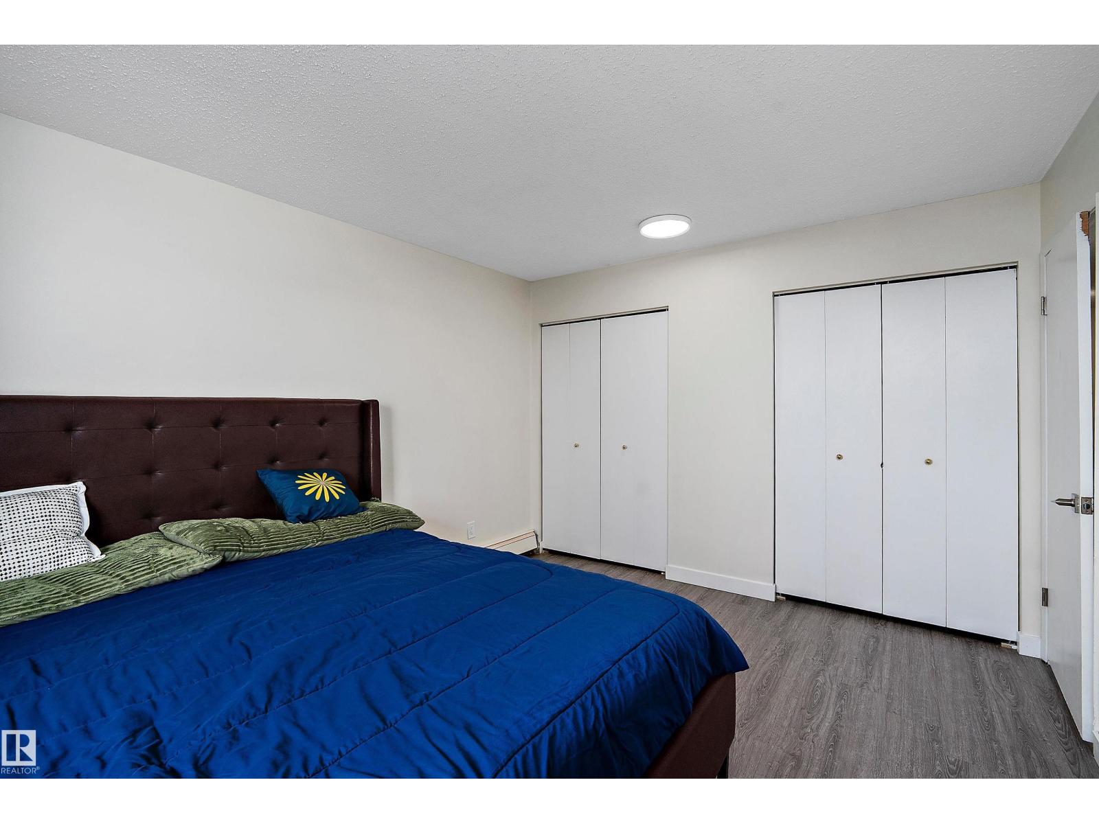 Single Family House for Sale in #  Fort RD NW Edmonton 