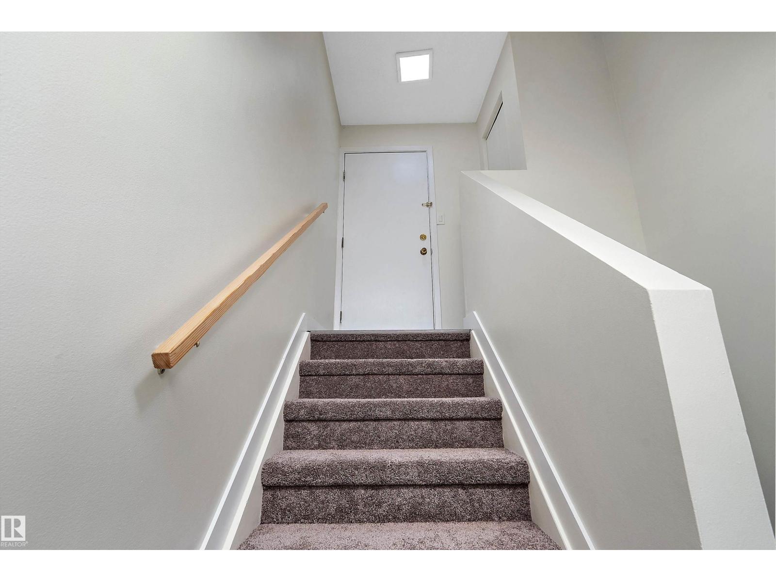 Single Family House for Sale in #  Fort RD NW Edmonton 