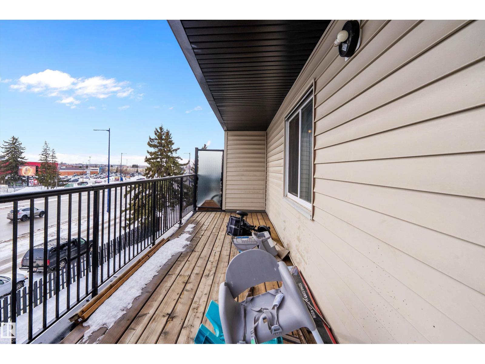 Single Family House for Sale in #  Fort RD NW Edmonton 