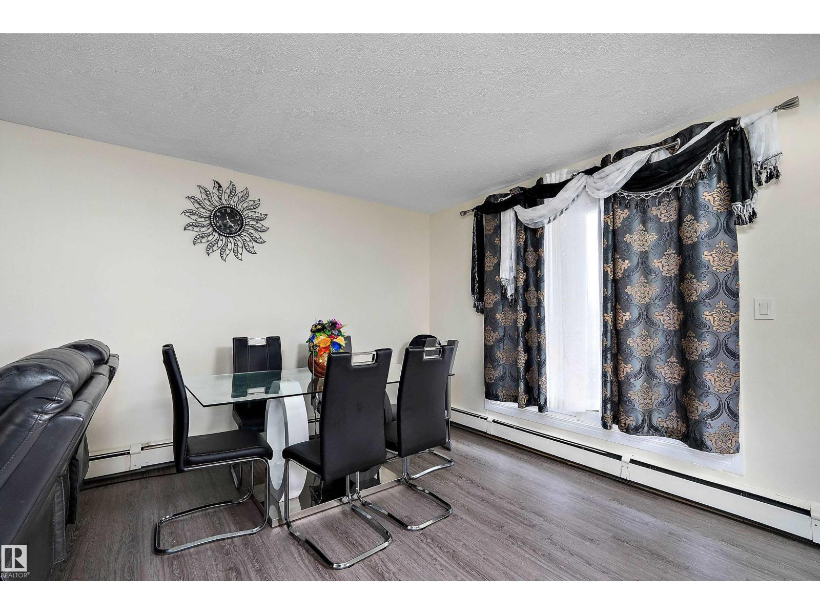 Single Family House for Sale in #  Fort RD NW Edmonton 