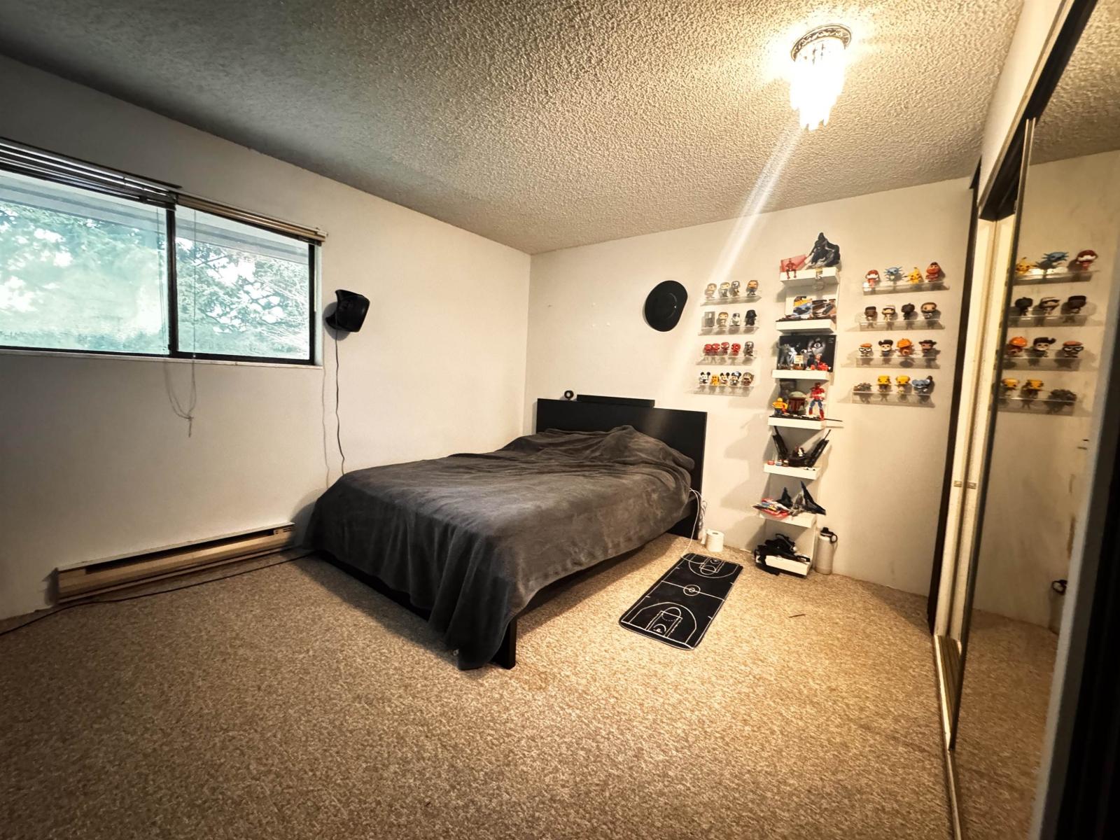 10527 HOLLY PARK LANE, Surrey