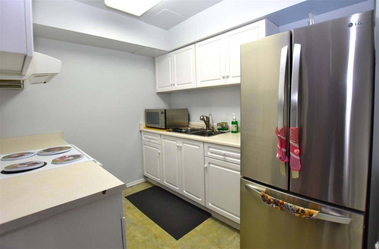 10527 HOLLY PARK LANE, Surrey